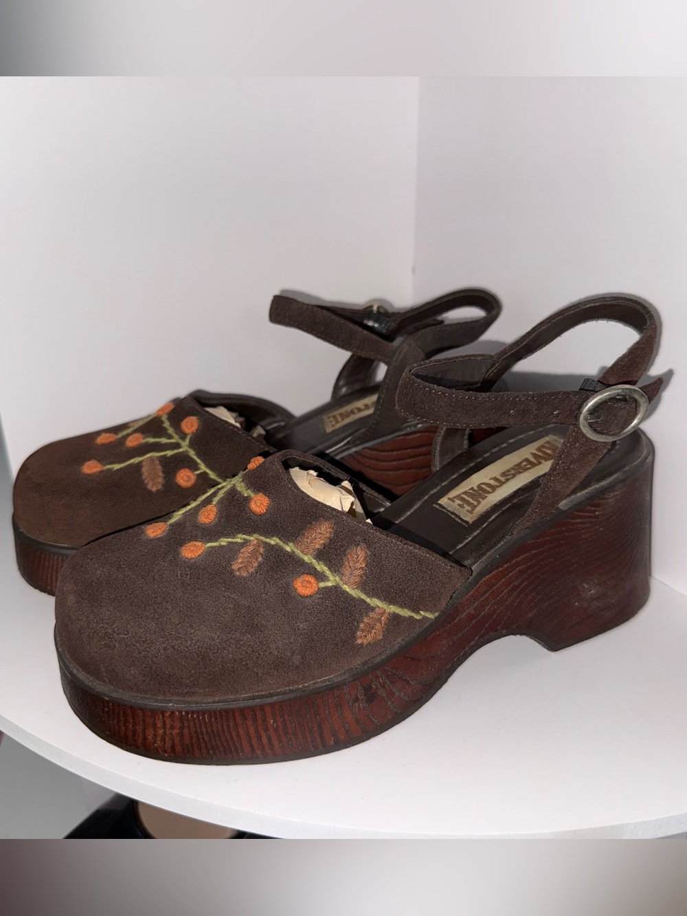 Riverstone Embroidered Floral Leather Clogs